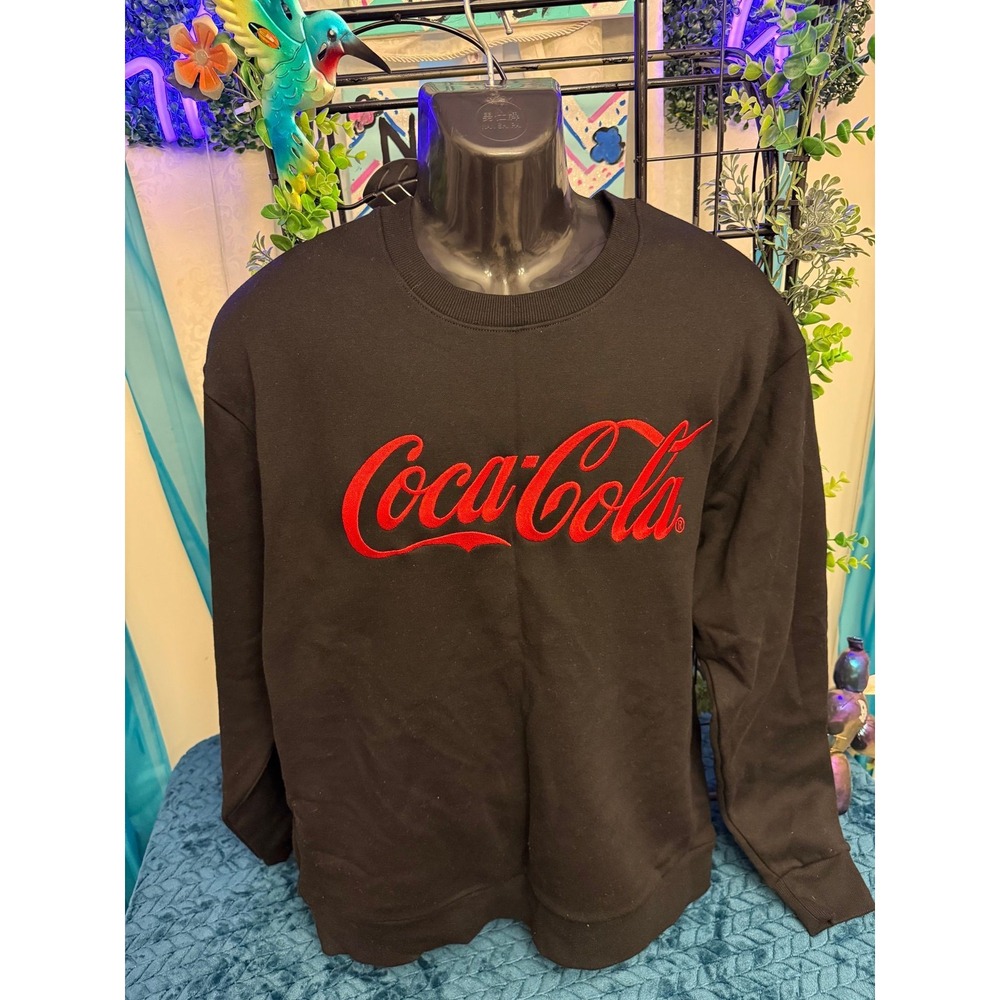 NWT Coca-Cola Embroidered Logo Crewneck Sweatshirt Black Unisex XL